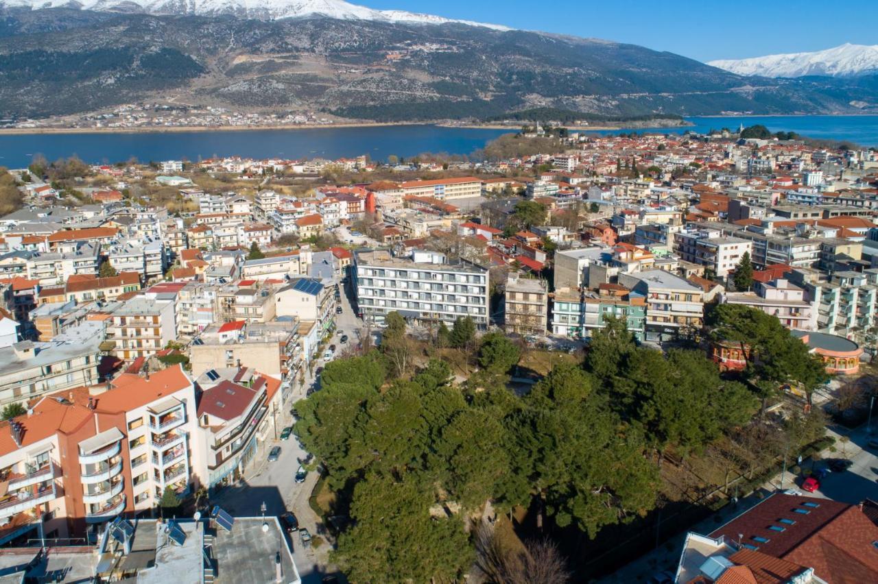 Alexios Hotel Ioánnina Exteriör bild